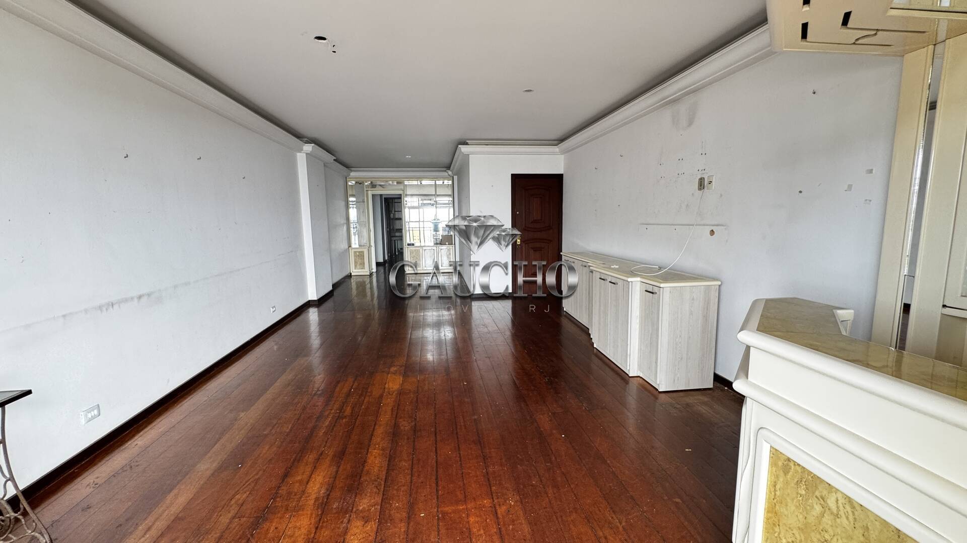 Apartamento à venda com 4 quartos, 223m² - Foto 18