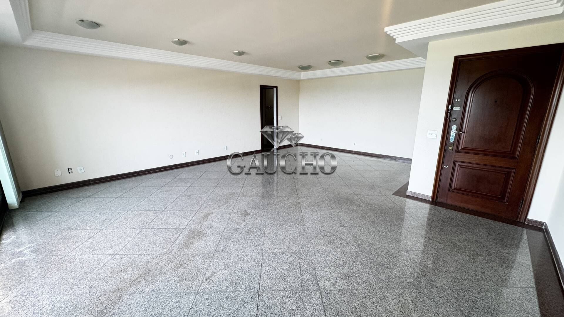 Apartamento à venda com 4 quartos, 204m² - Foto 24