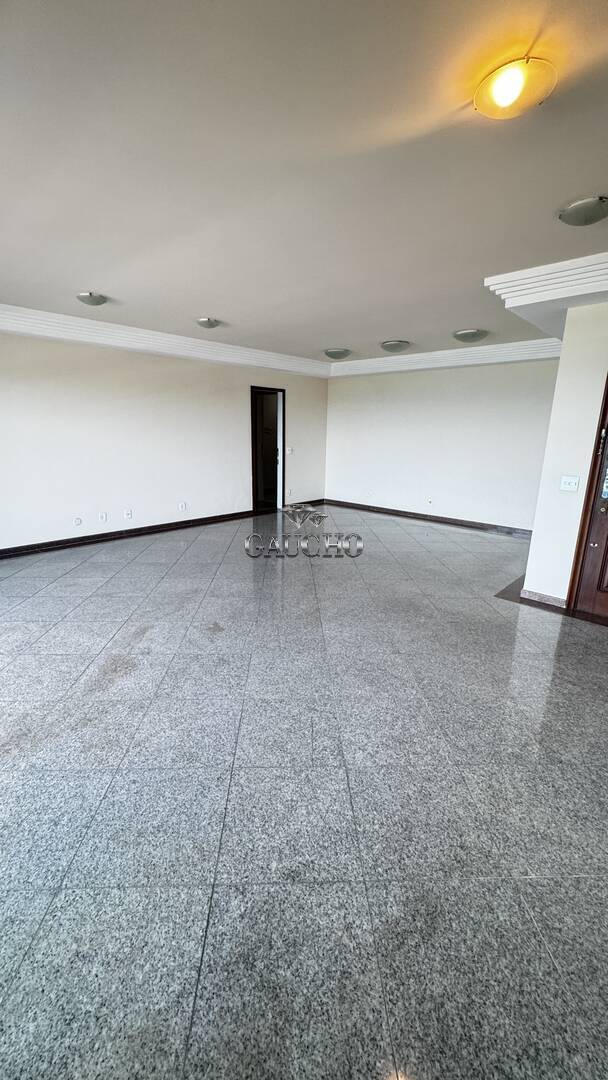 Apartamento à venda com 4 quartos, 204m² - Foto 25