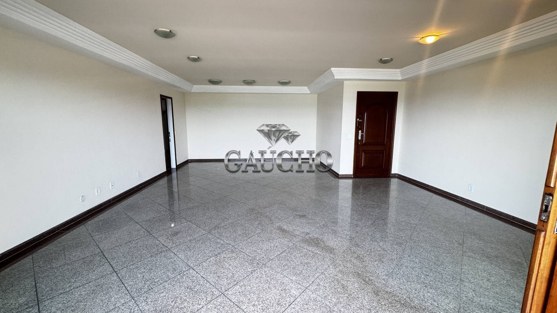 Apartamento à venda com 4 quartos, 204m² - Foto 26