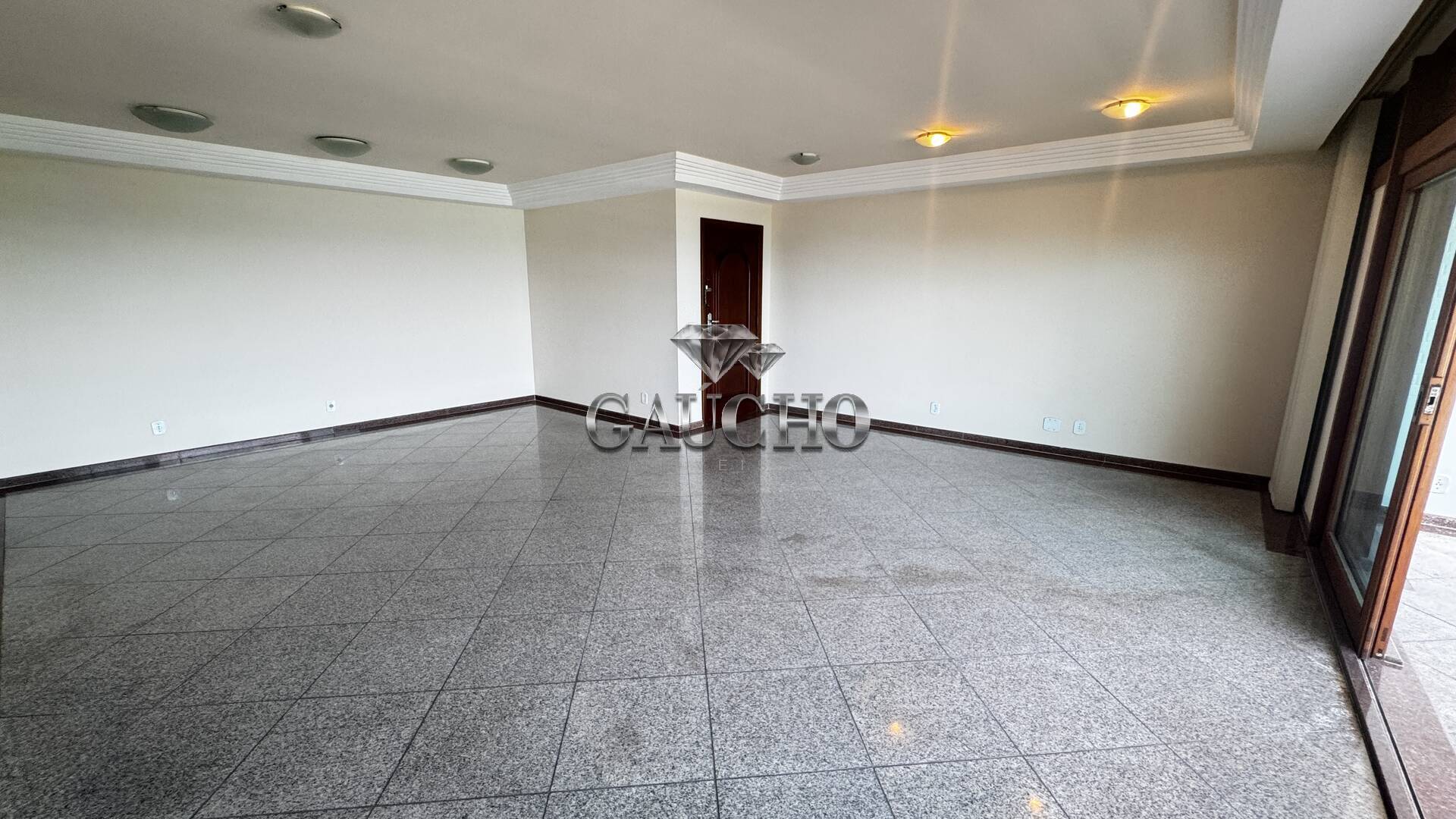 Apartamento à venda com 4 quartos, 204m² - Foto 31