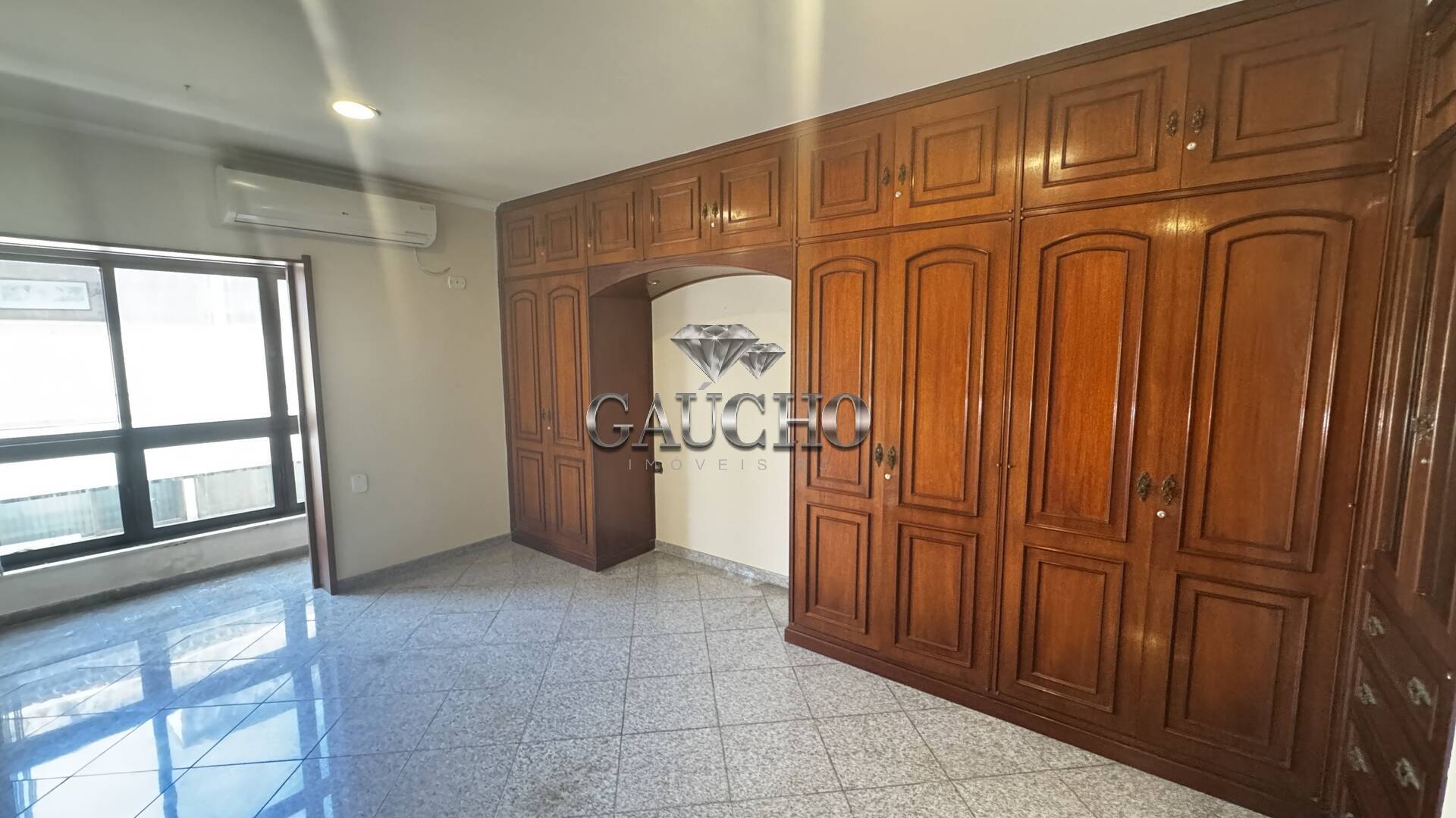 Apartamento à venda com 4 quartos, 204m² - Foto 55