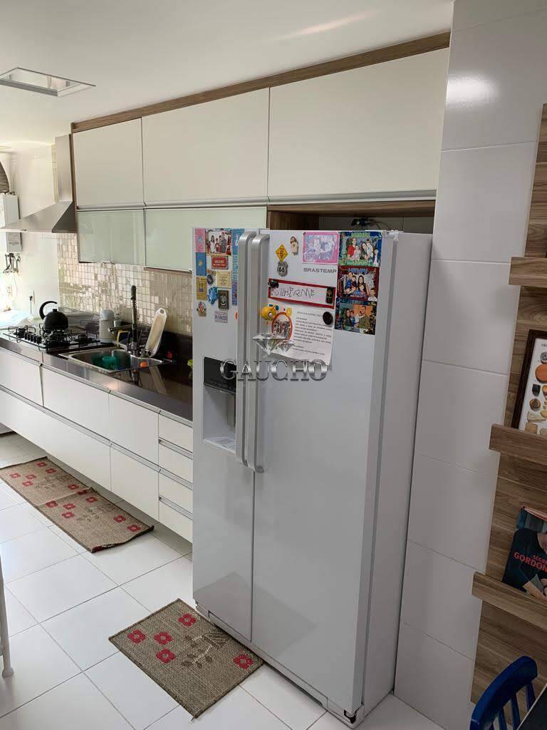 Apartamento à venda com 3 quartos, 139m² - Foto 15