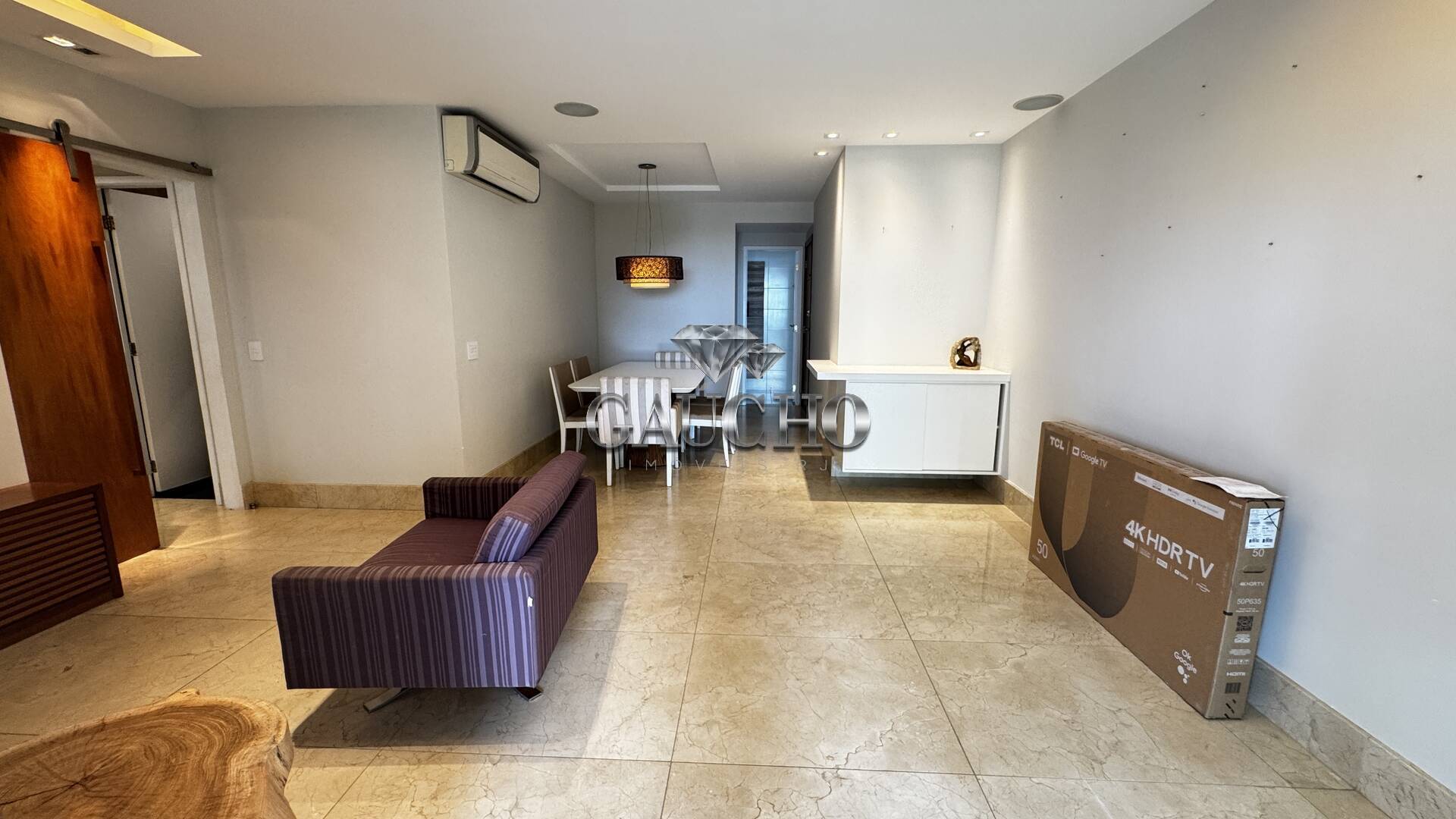 Apartamento à venda com 3 quartos, 139m² - Foto 11