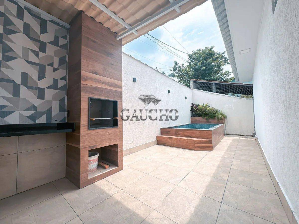 Casa à venda com 2 quartos, 110m² - Foto 3