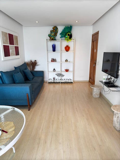 Apartamento à venda com 2 quartos, 72m² - Foto 1