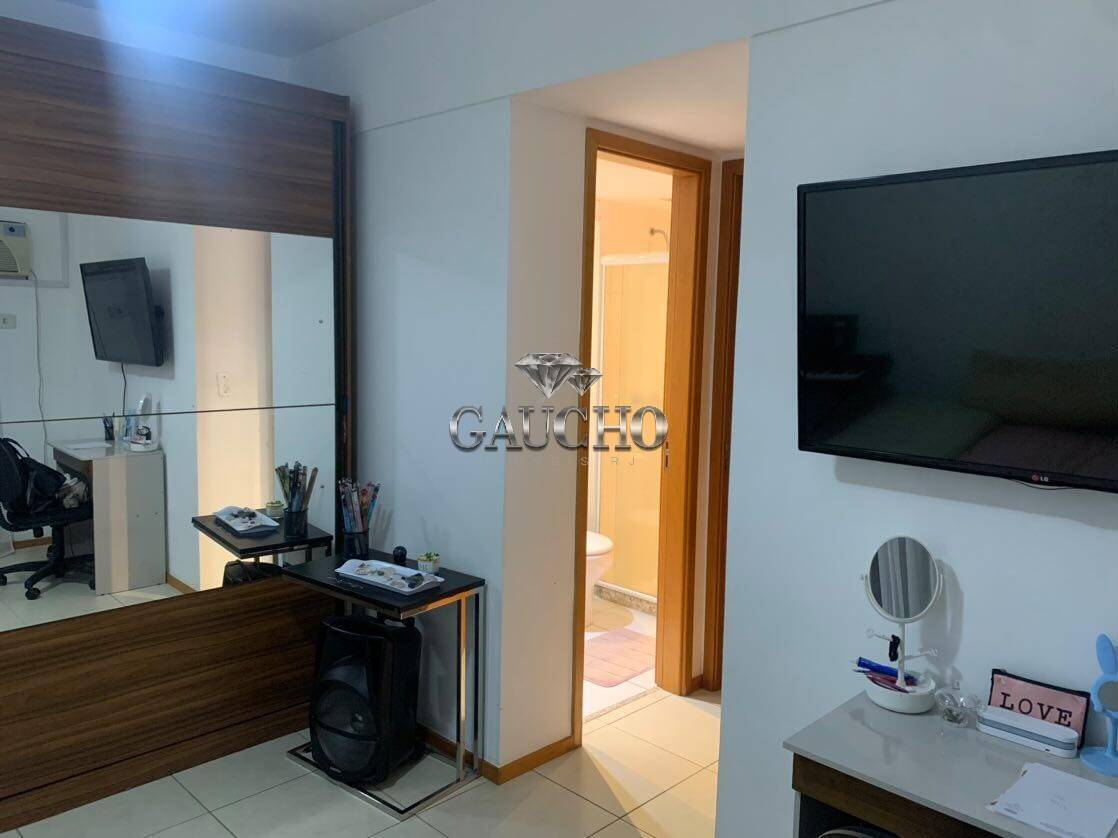 Apartamento à venda com 3 quartos, 75m² - Foto 11