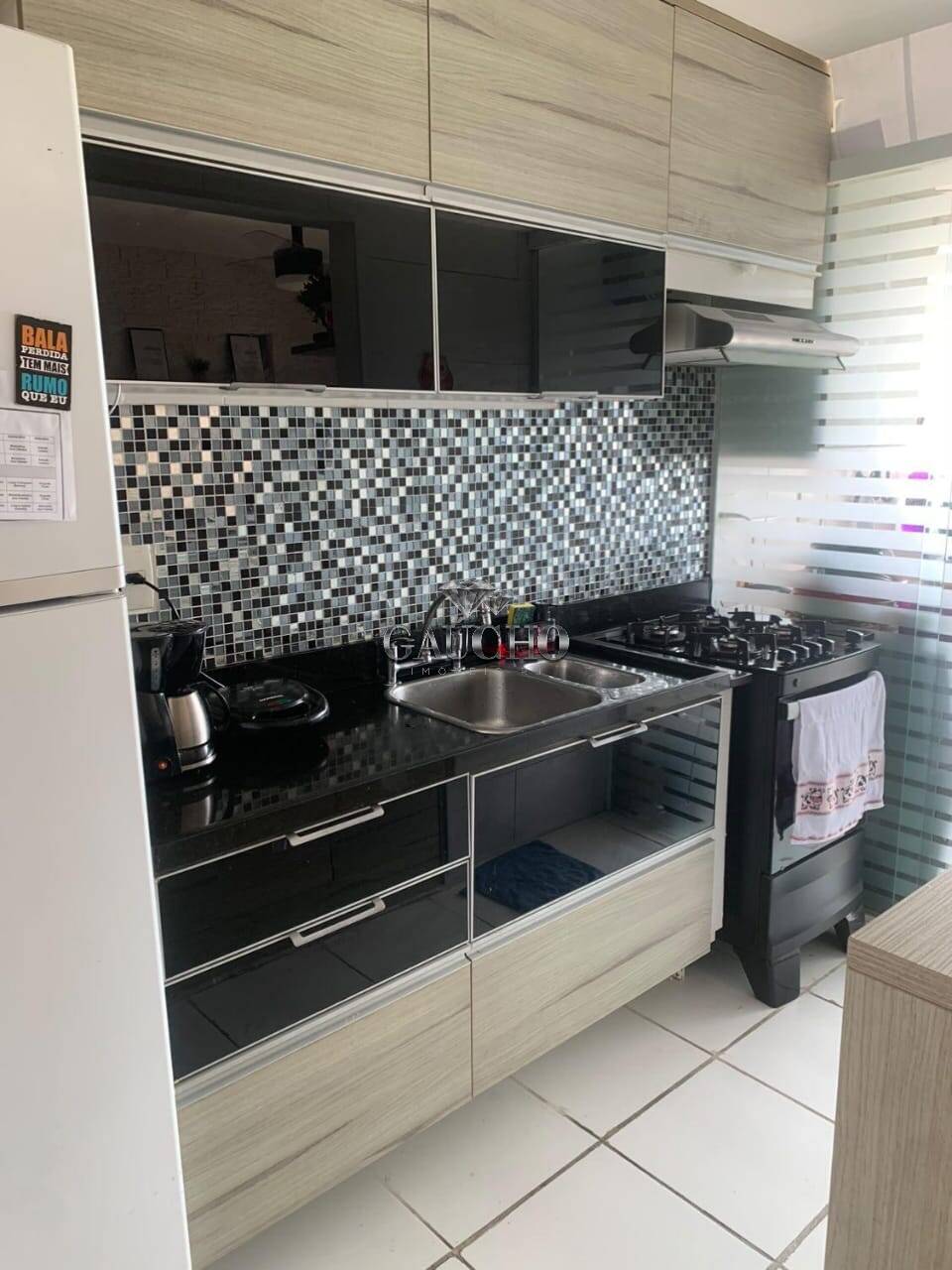 Apartamento à venda com 3 quartos, 75m² - Foto 9