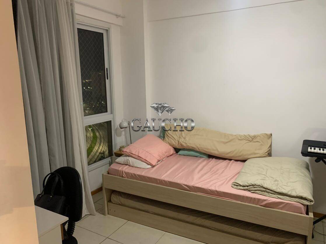 Apartamento à venda com 3 quartos, 75m² - Foto 23