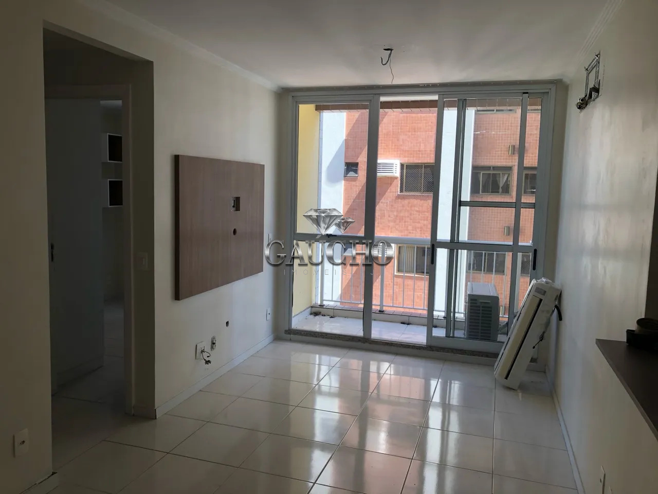 Apartamento à venda com 2 quartos, 65m² - Foto 4