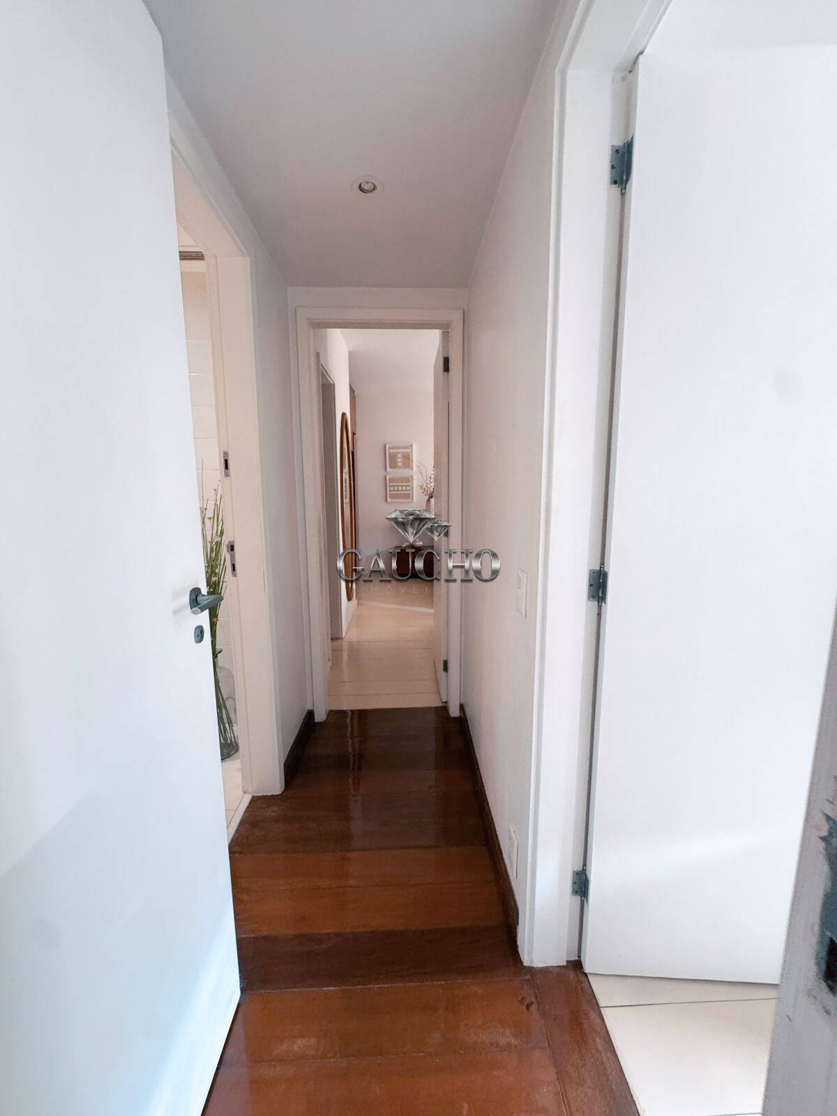 Apartamento à venda com 3 quartos, 121m² - Foto 16