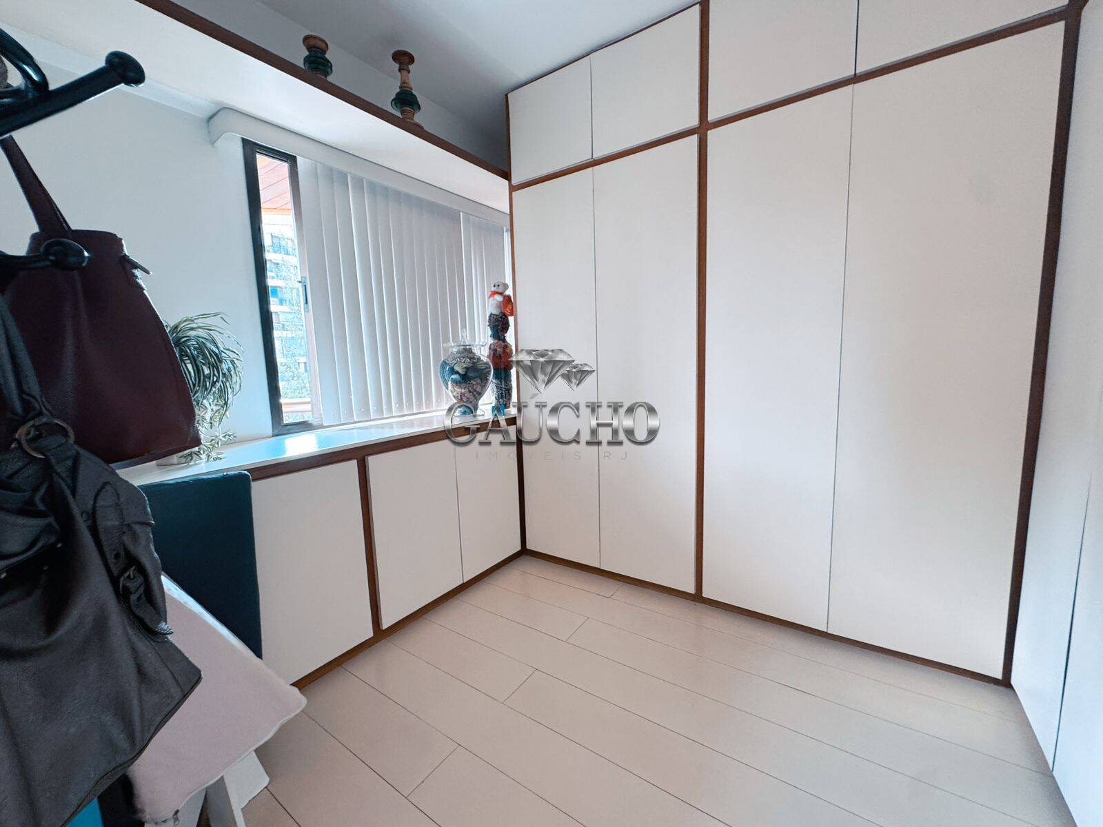 Apartamento à venda com 3 quartos, 121m² - Foto 24