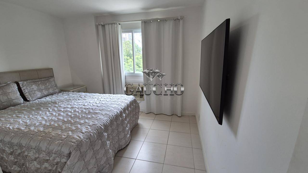 Apartamento à venda com 2 quartos, 65m² - Foto 19