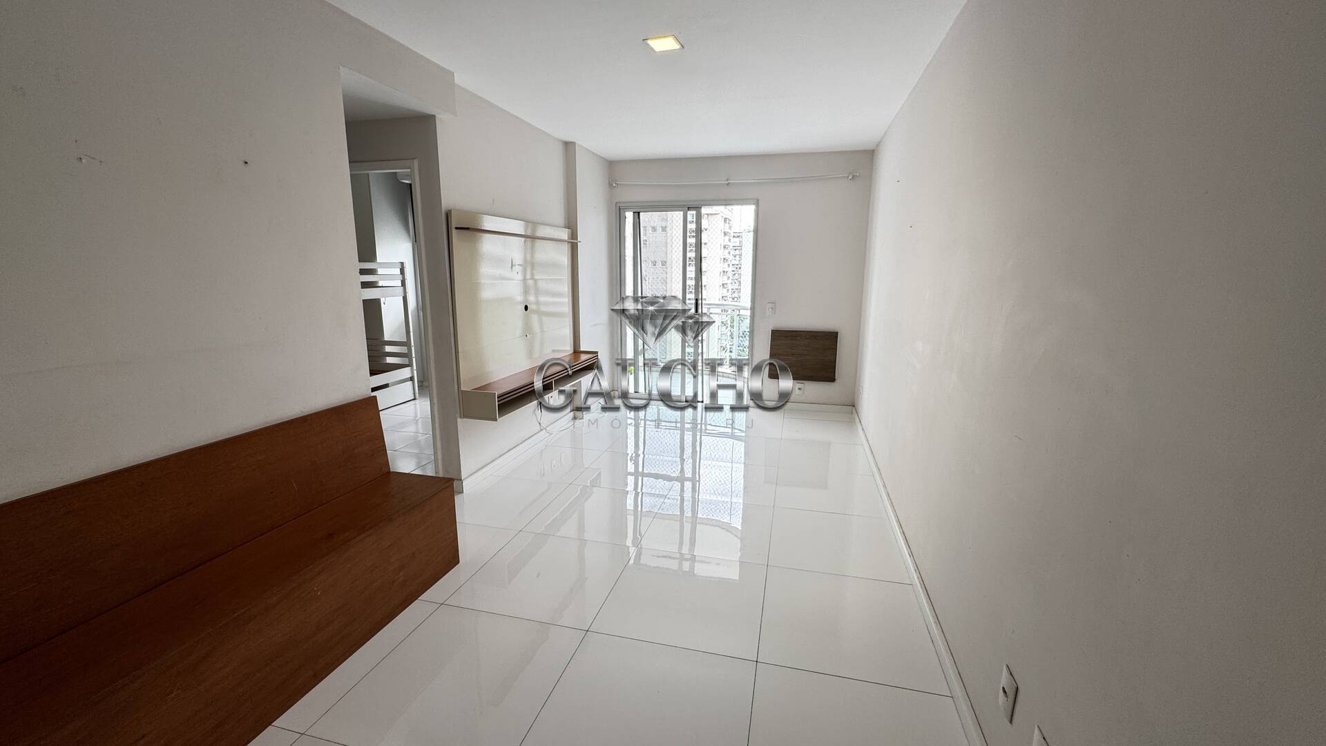 Apartamento à venda com 3 quartos, 77m² - Foto 9