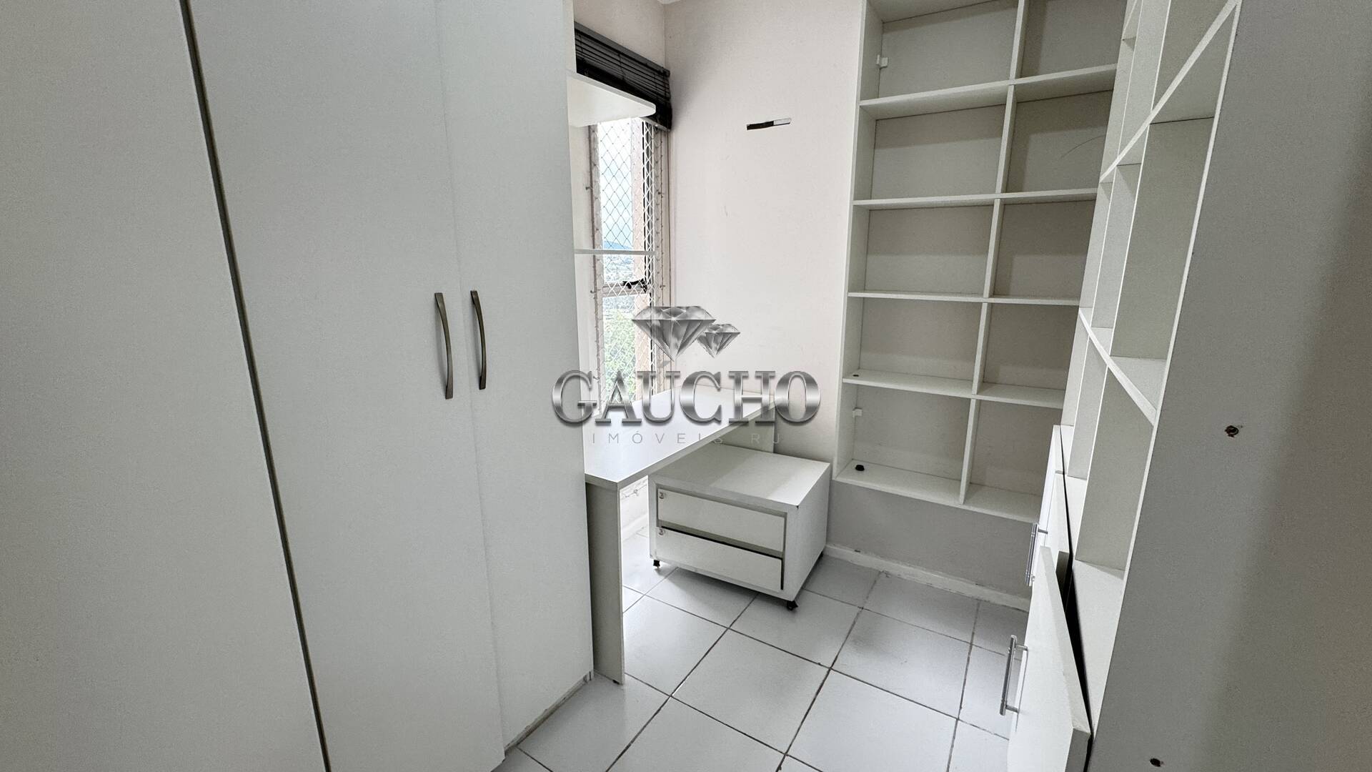 Apartamento à venda com 3 quartos, 77m² - Foto 28