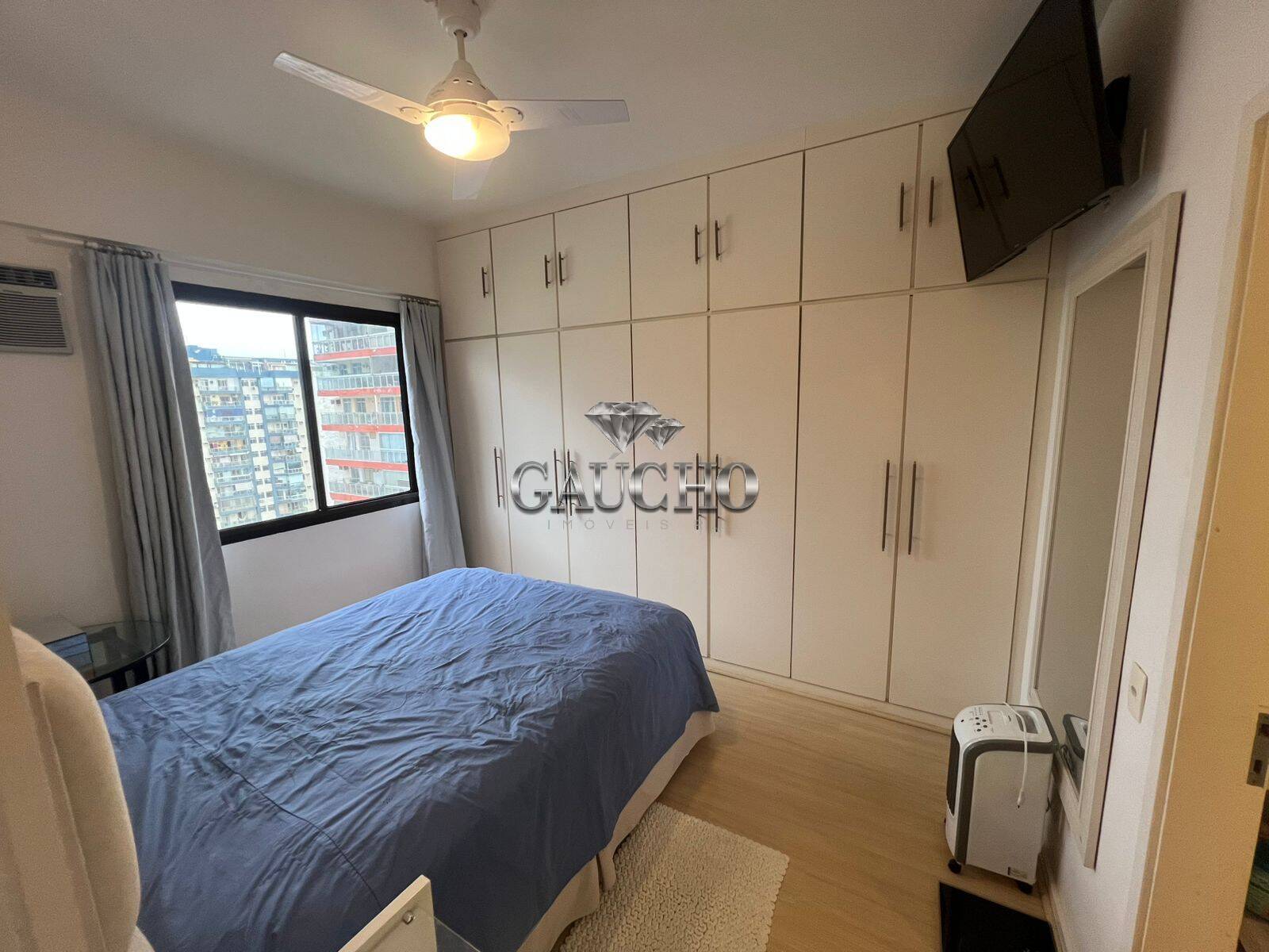 Apartamento à venda com 4 quartos, 137m² - Foto 14