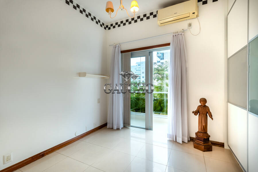 Apartamento à venda com 4 quartos, 183m² - Foto 11