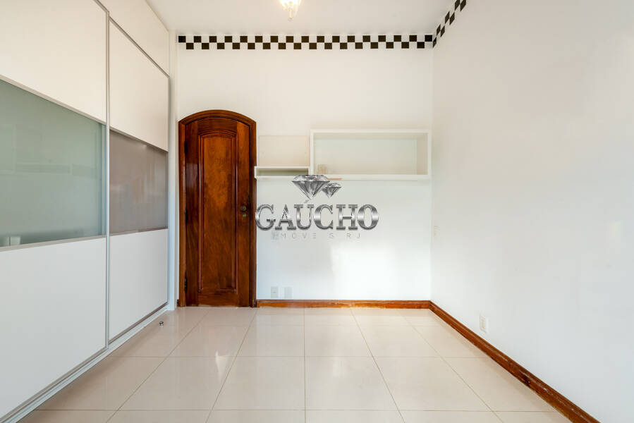 Apartamento à venda com 4 quartos, 183m² - Foto 13