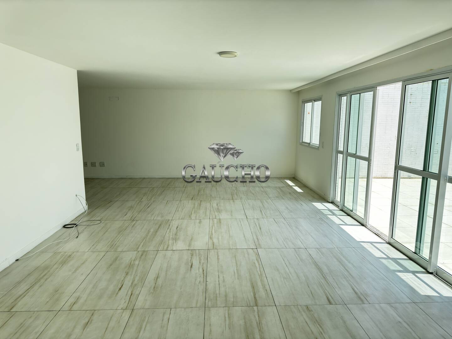 Cobertura à venda com 4 quartos, 220m² - Foto 9