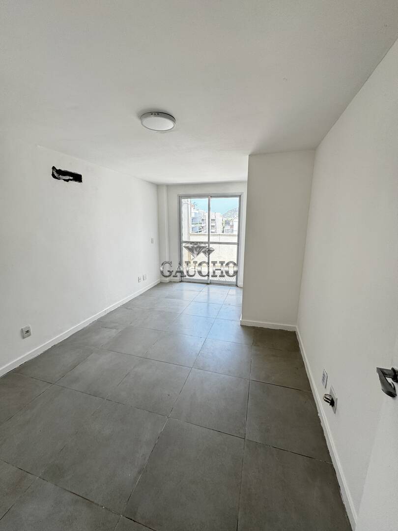 Cobertura à venda com 4 quartos, 220m² - Foto 23