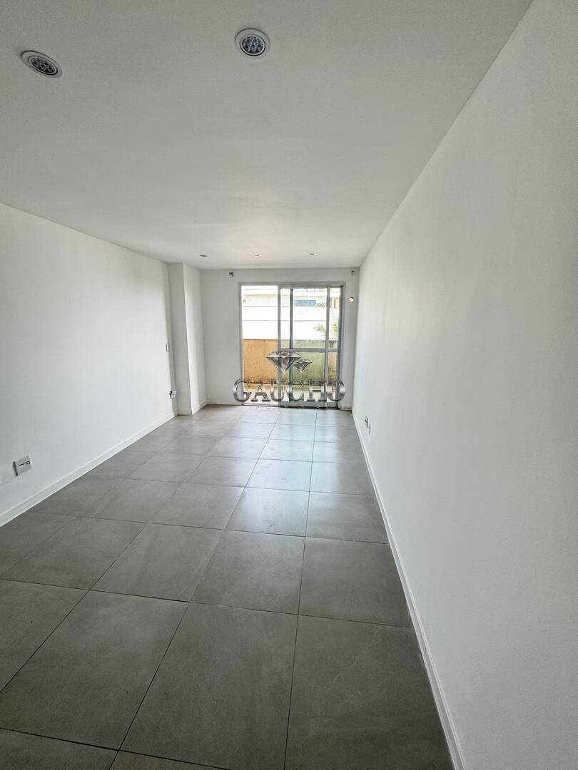 Cobertura à venda com 4 quartos, 220m² - Foto 32