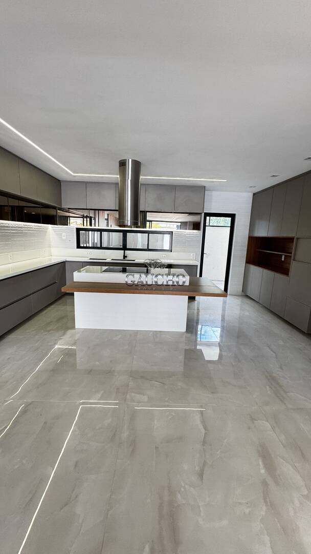 Casa à venda e aluguel com 5 quartos, 490m² - Foto 11