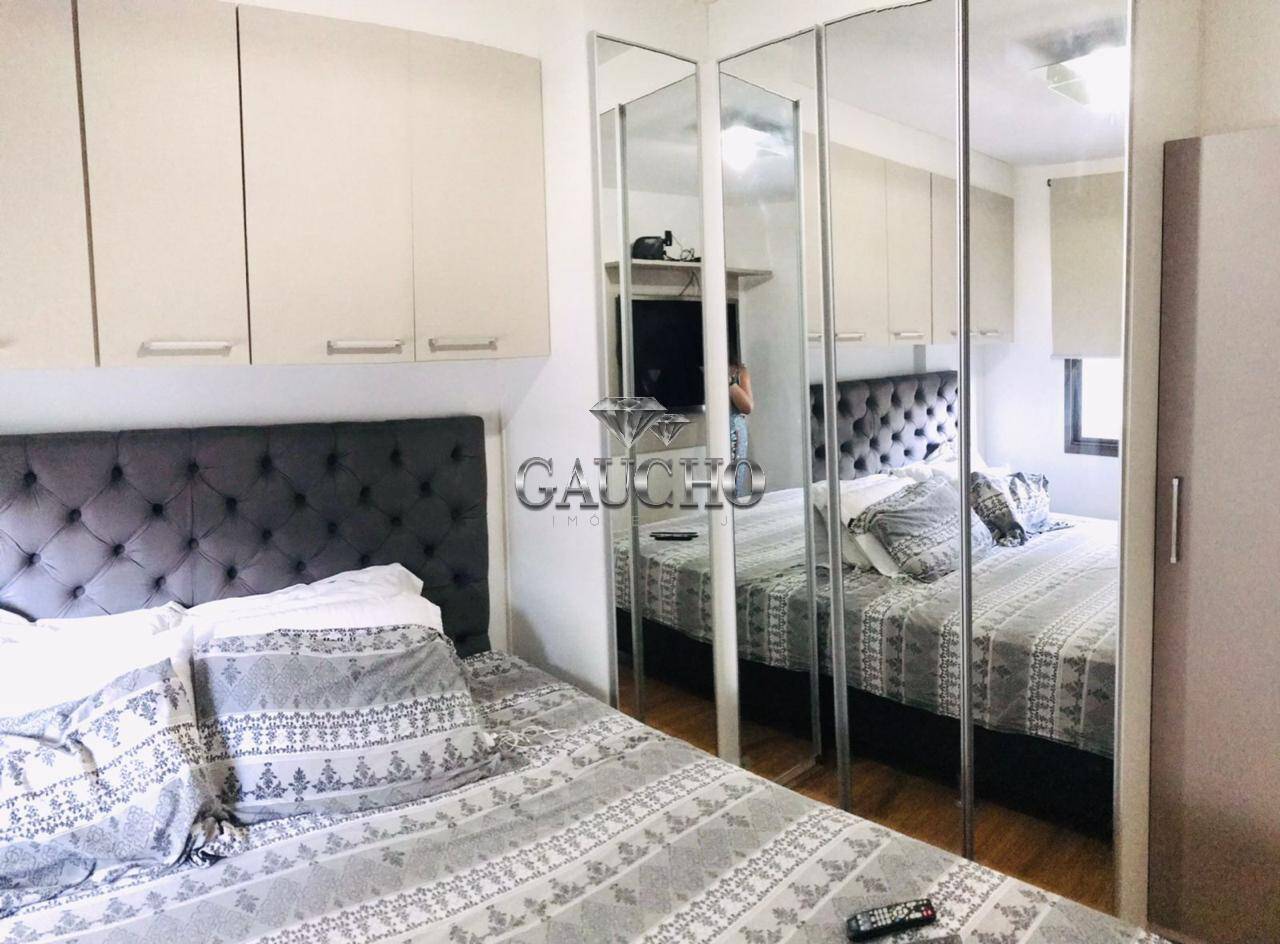 Apartamento à venda com 3 quartos, 81m² - Foto 10