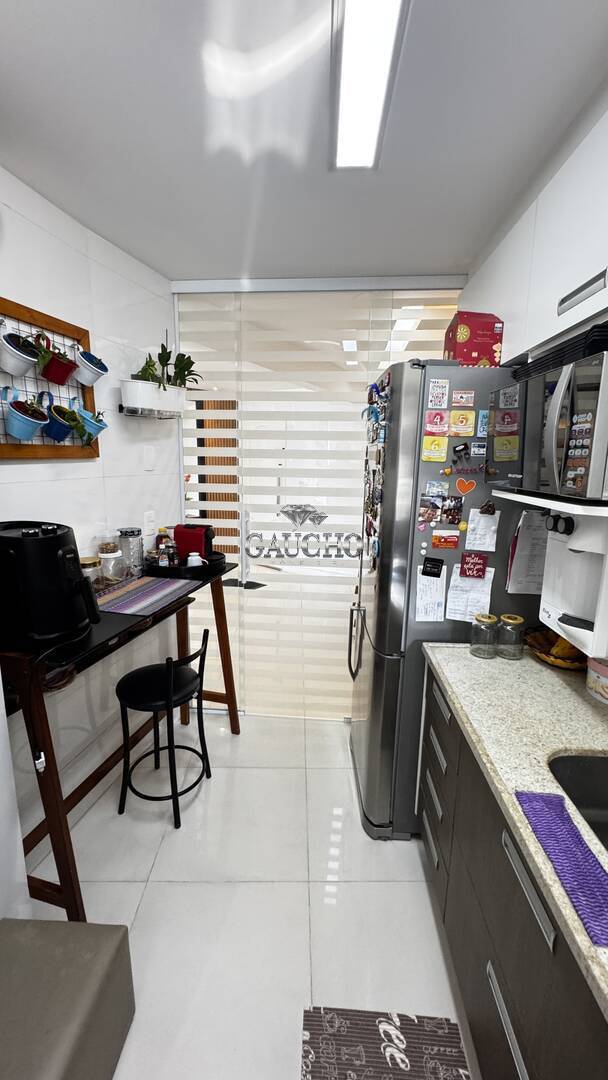 Apartamento à venda com 2 quartos, 86m² - Foto 13