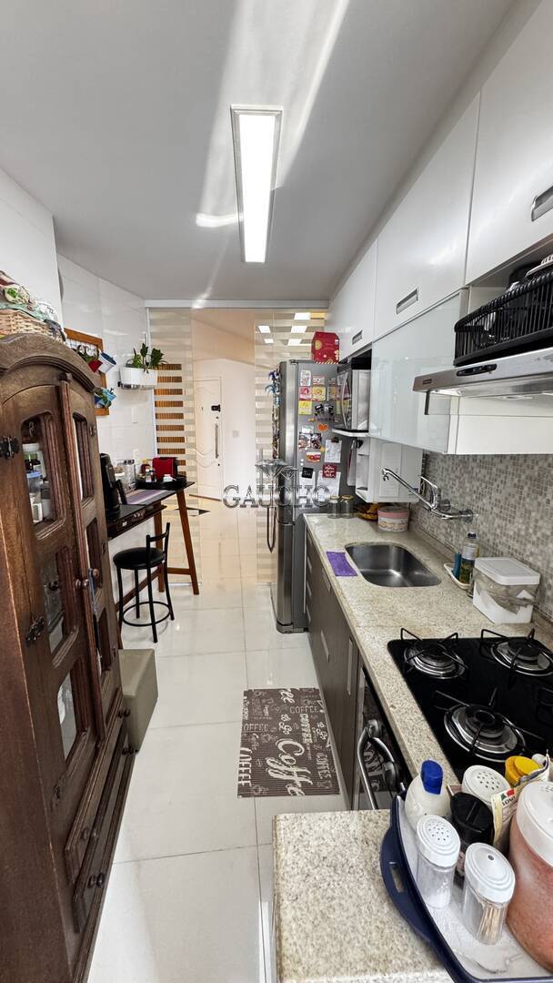 Apartamento à venda com 2 quartos, 86m² - Foto 19