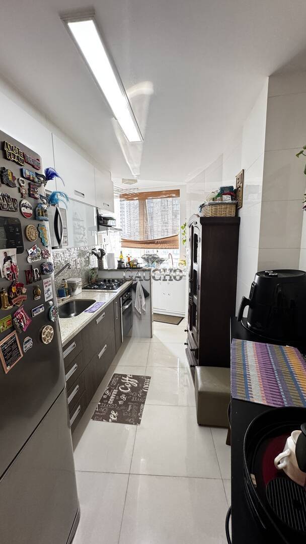 Apartamento à venda com 2 quartos, 86m² - Foto 16