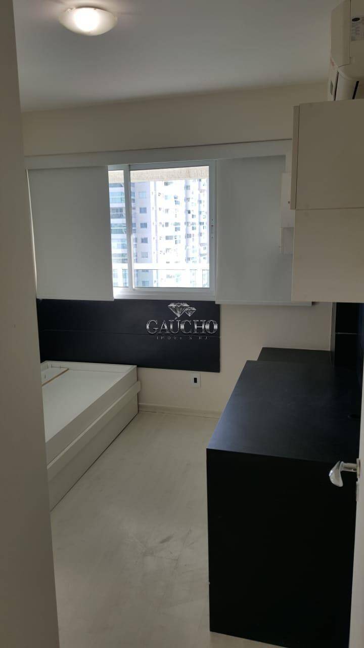 Apartamento à venda com 2 quartos, 68m² - Foto 8