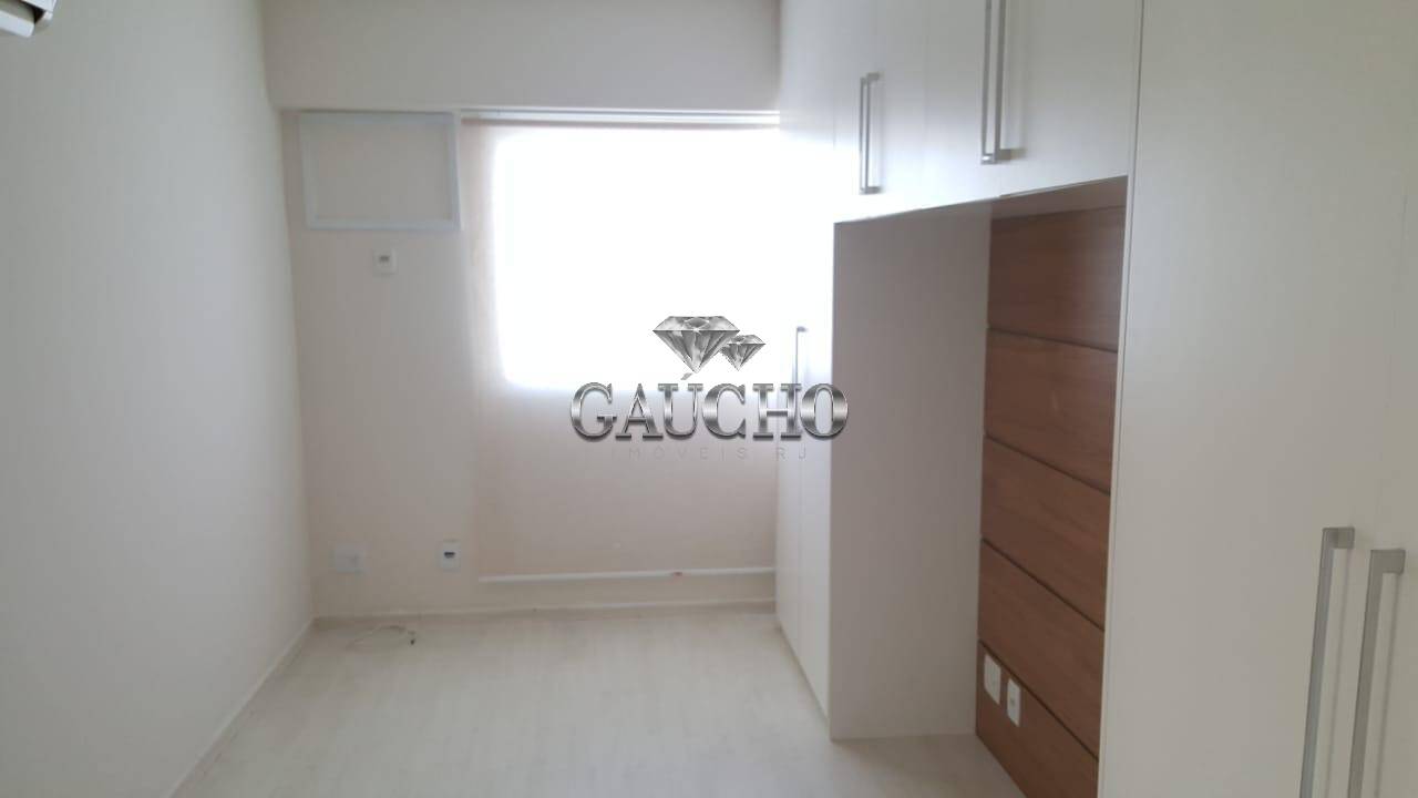 Apartamento à venda com 2 quartos, 68m² - Foto 12