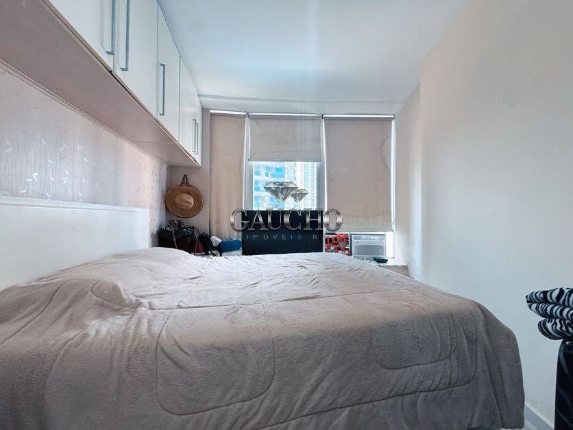 Apartamento à venda com 2 quartos, 86m² - Foto 15