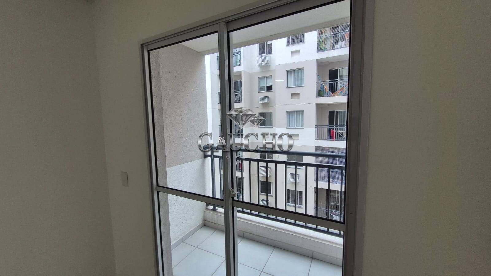 Apartamento à venda com 2 quartos, 50m² - Foto 13