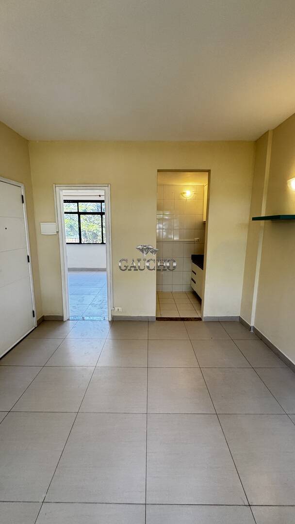 Apartamento à venda com 1 quarto, 40m² - Foto 5