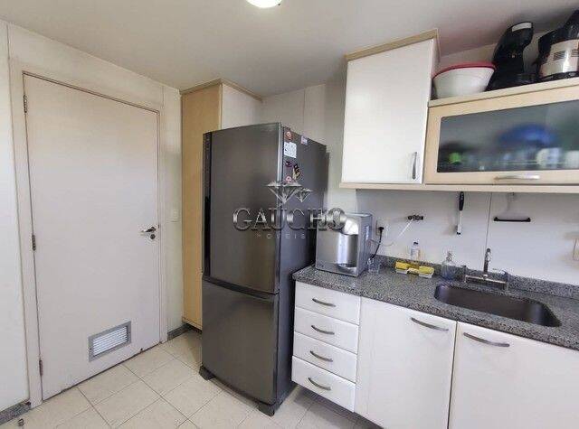 Apartamento à venda com 2 quartos, 104m² - Foto 9