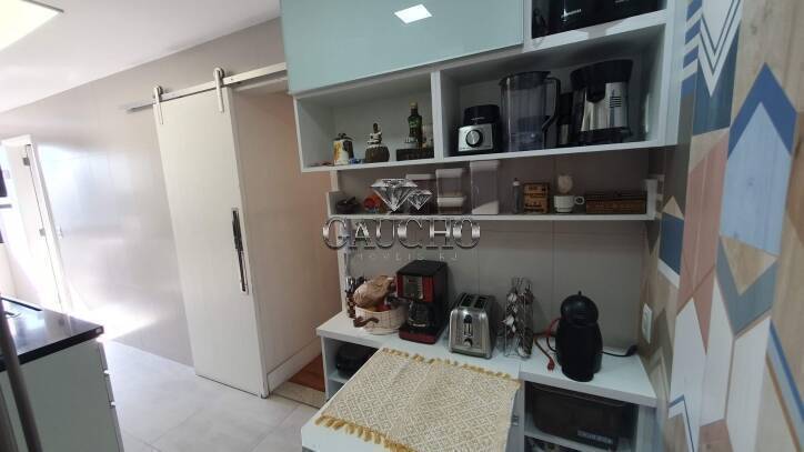 Apartamento à venda com 3 quartos, 126m² - Foto 17