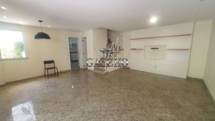 Casa à venda com 4 quartos, 240m² - Foto 29