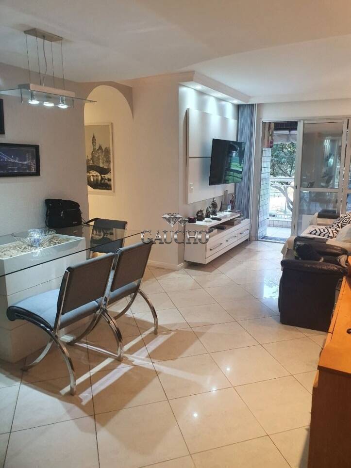 Apartamento à venda com 3 quartos, 83m² - Foto 1